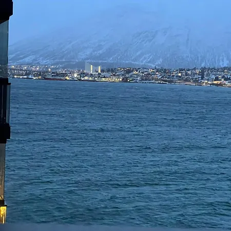 Aurora Star - New Apartment, Fantastic Sea View Tromsø
