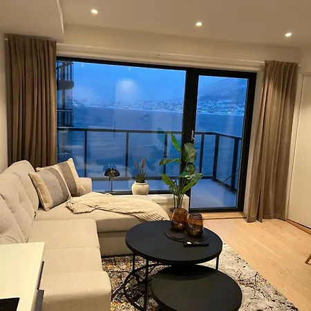 Aurora Star - New Apartment, Fantastic Sea View Daire *
