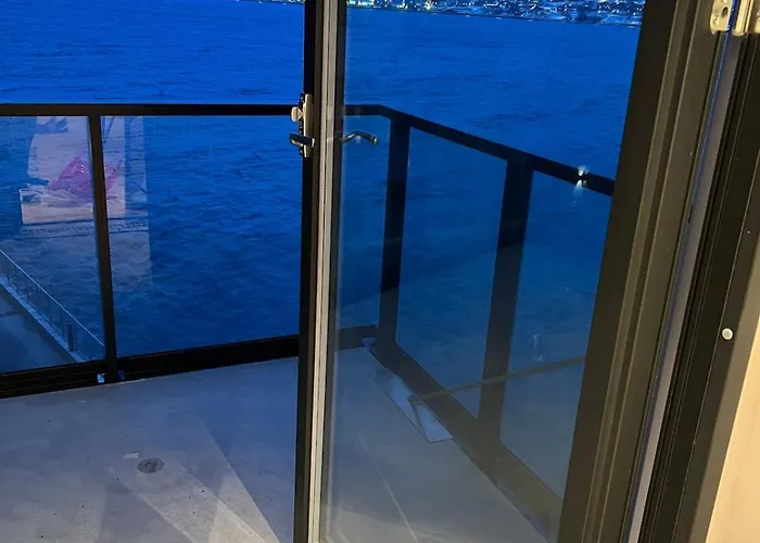 Aurora Star - New Apartment, Fantastic Sea View *