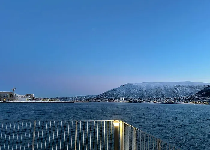 Aurora Star - New Apartment, Fantastic Sea View 公寓