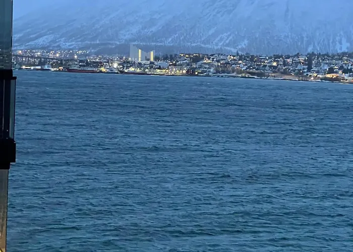 Aurora Star - New Apartment, Fantastic Sea View Тромсё